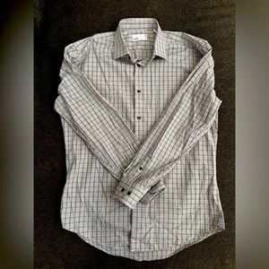 Men’s Nordstrom Rack dress shirt-size 15.5/32/33